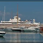 Apartment Tiloft Antibes